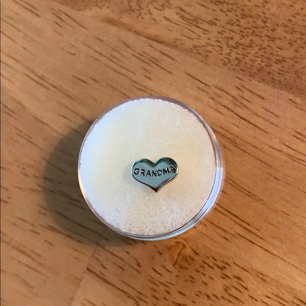 Origami Owl “Grandma” Charm